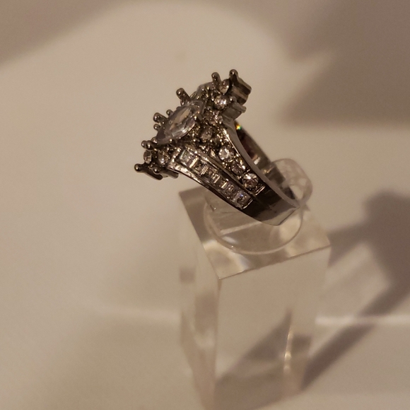 Stunning silver ring with czs !! "Diamonds" - Picture 6 of 9